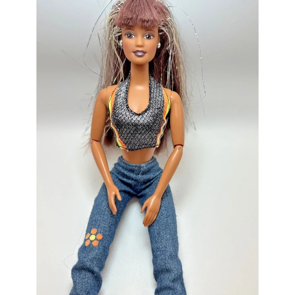 1998 Barbie Beyond Pink Teresa Doll Brunette Outfit Sunglasses Mattel Vintage